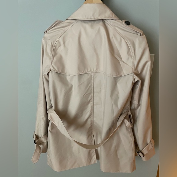 Coach Jacket - Picture 8 of 11